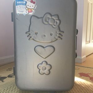 Hello Kitty Carry-On Luggage